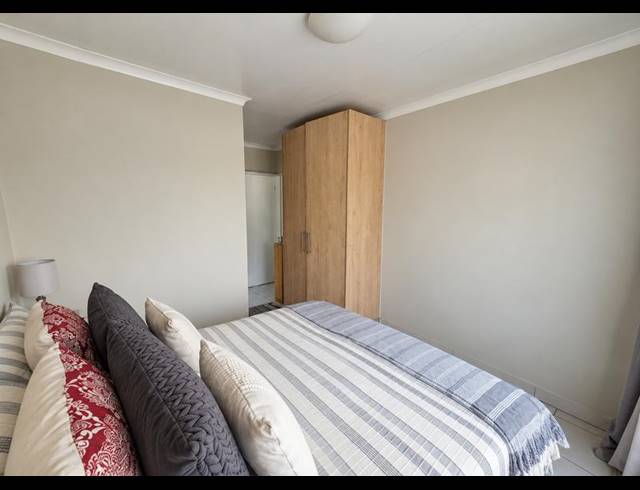 3 BEDROOM TOWNHOUSE FOR SALE IN KENLEAF